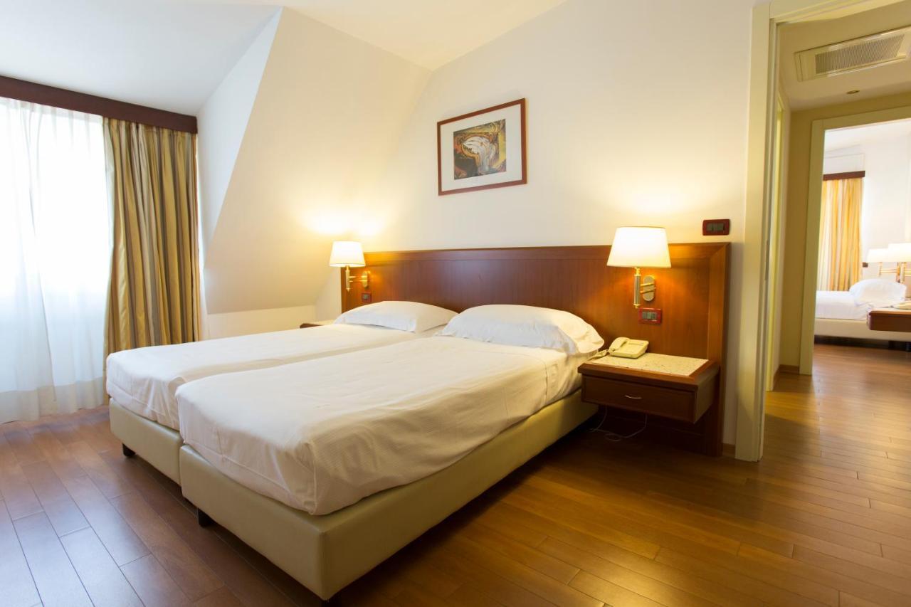 Hotel Europa Rende Esterno foto