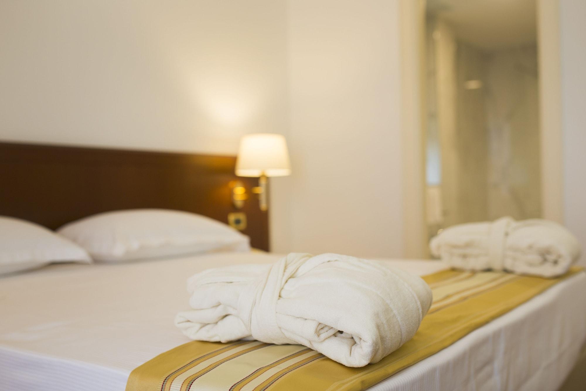 Hotel Europa Rende Esterno foto