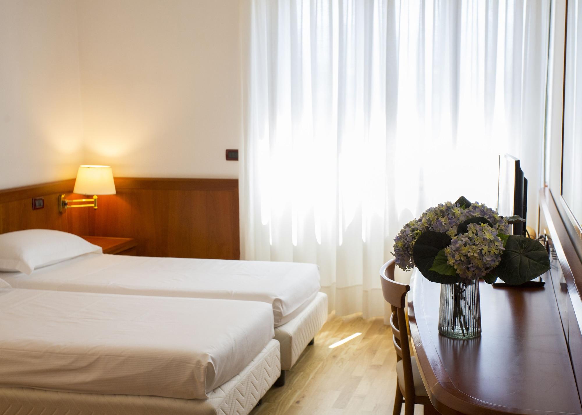 Hotel Europa Rende Esterno foto