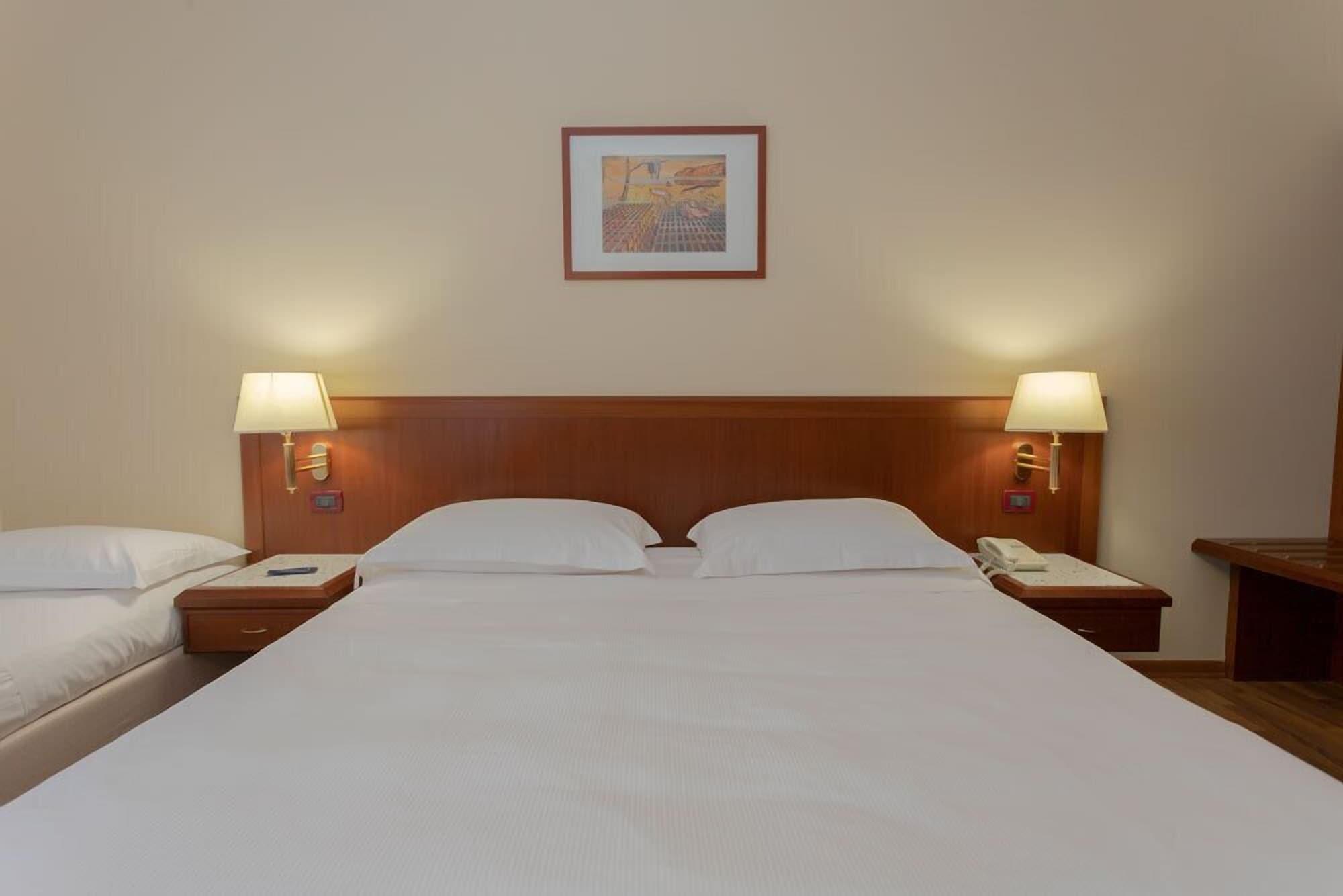 Hotel Europa Rende Esterno foto