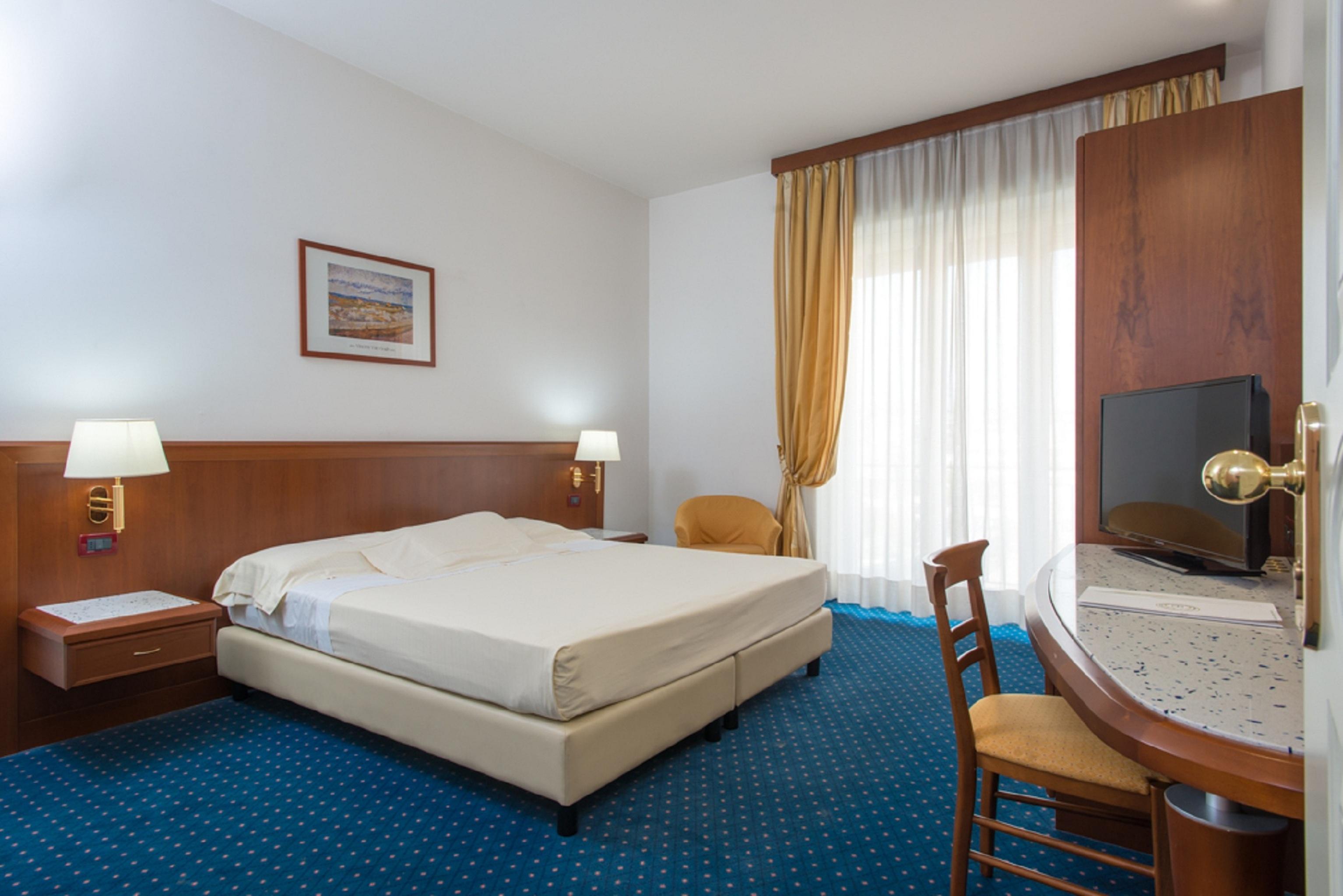 Hotel Europa Rende Esterno foto