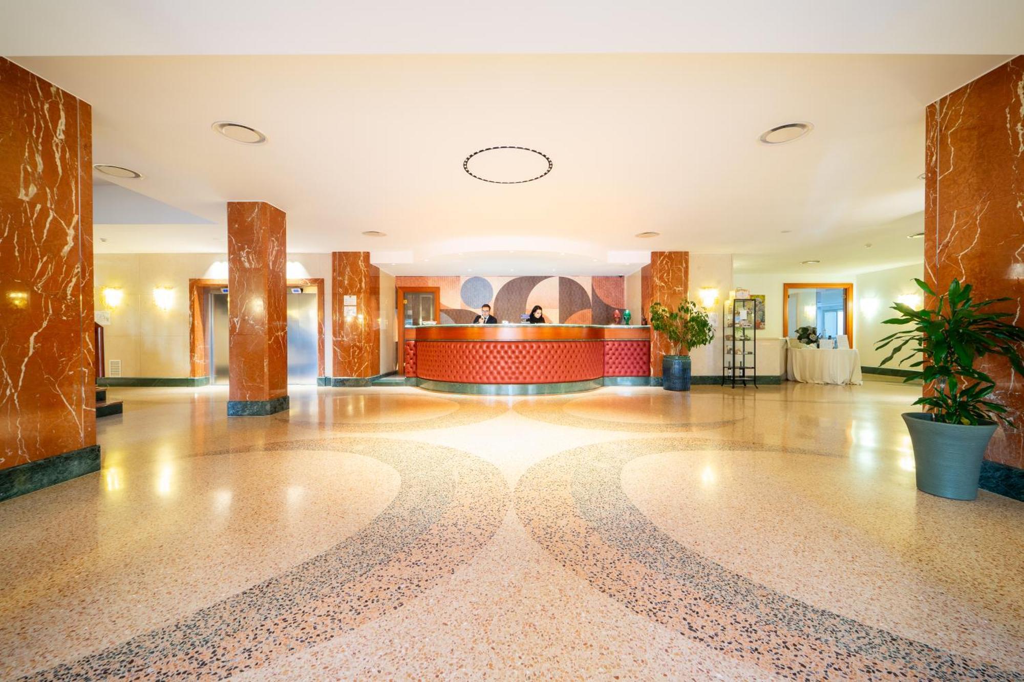 Hotel Europa Rende Esterno foto