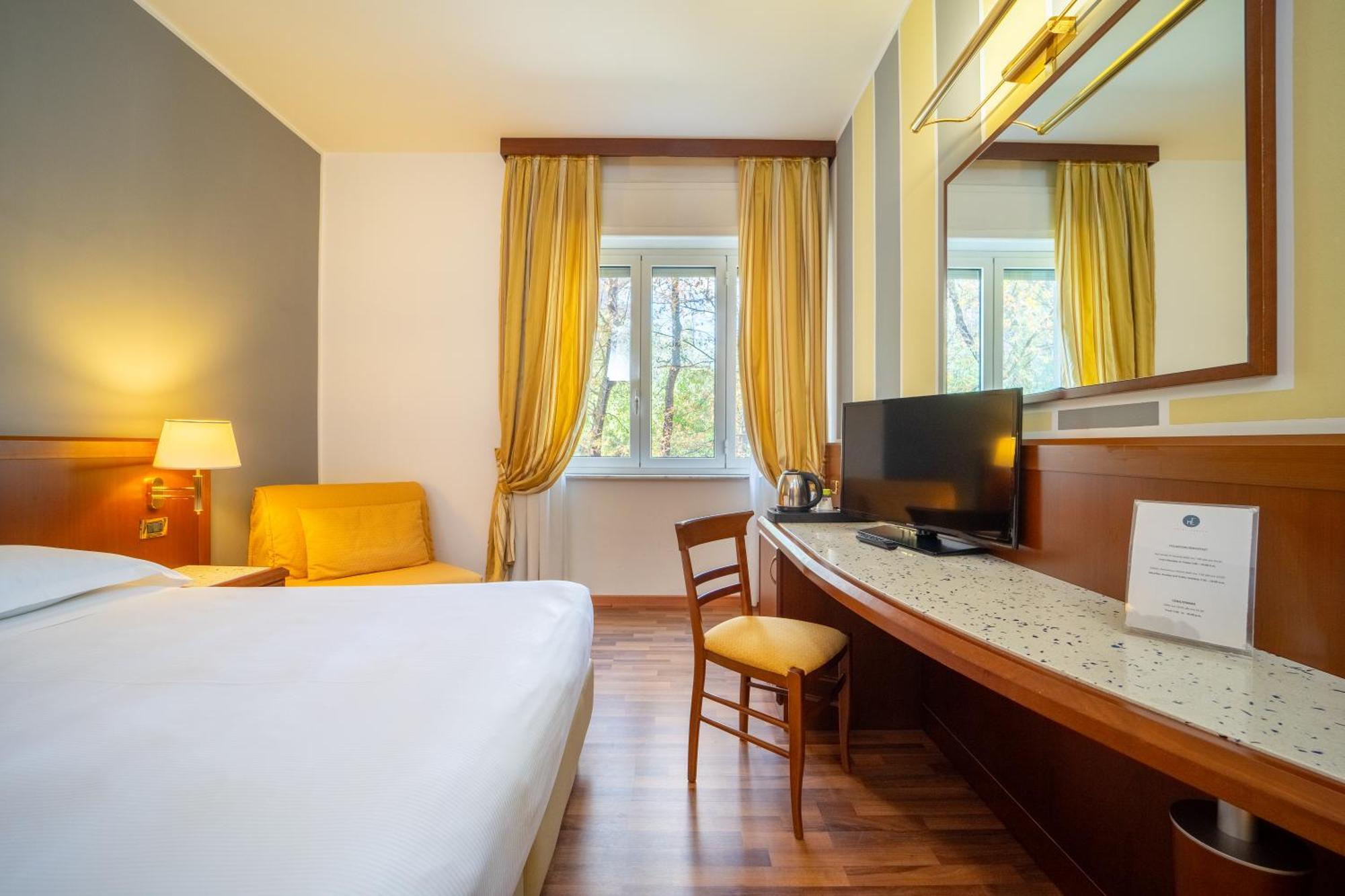 Hotel Europa Rende Esterno foto