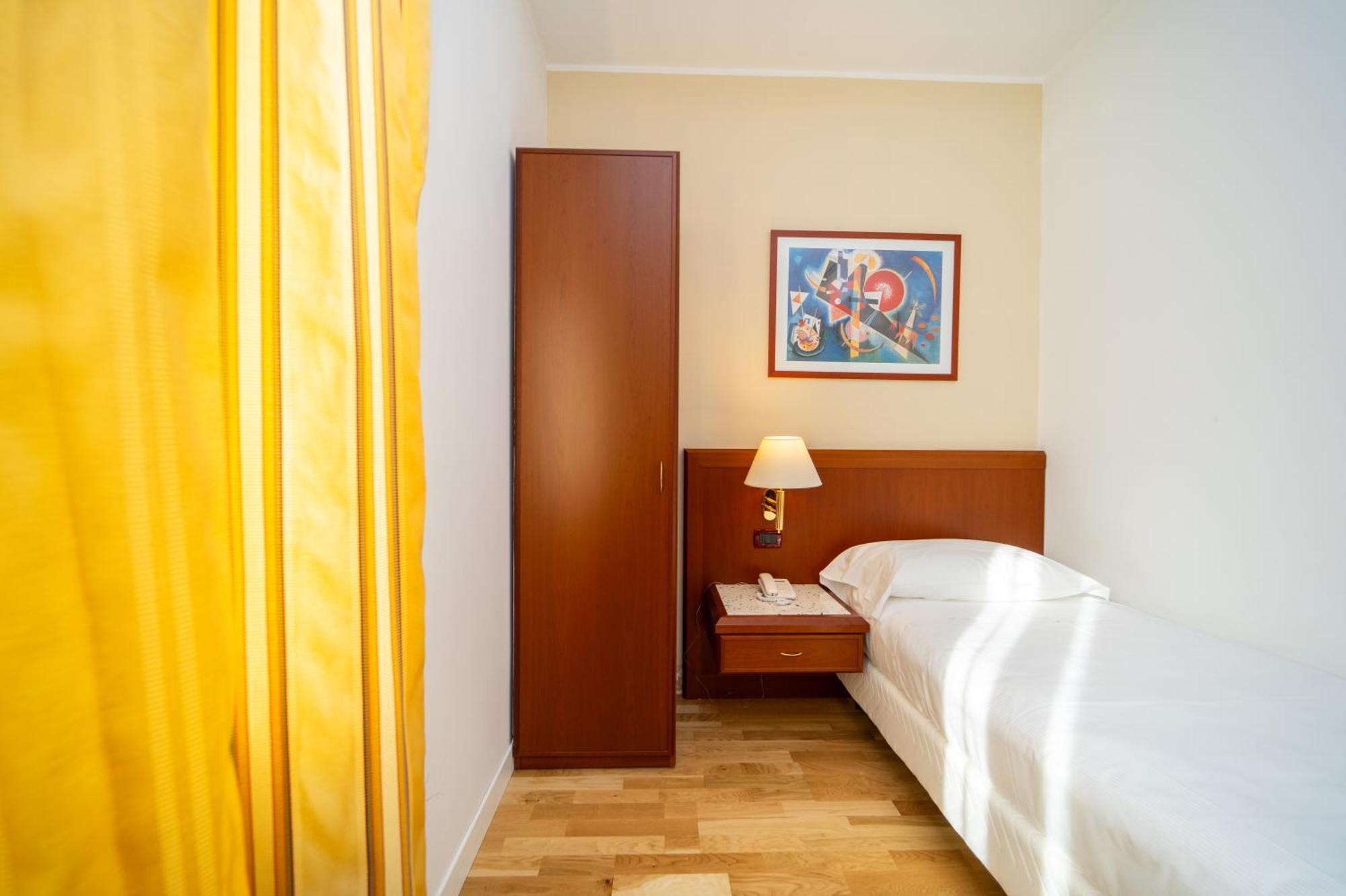 Hotel Europa Rende Esterno foto